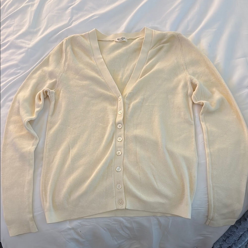 Brandy Melville Long Sleeve Top